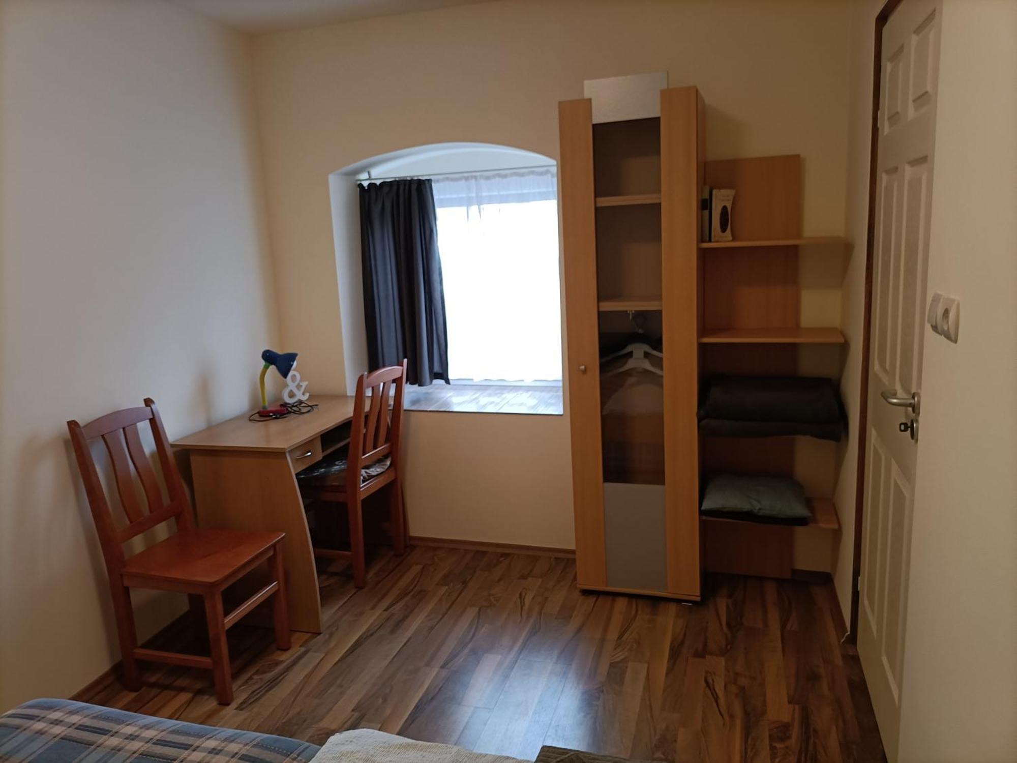 Start Apartmanok Pecs Bagian luar foto